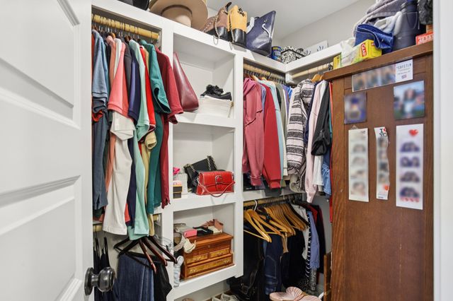 1010 Addler Dr, Springfield, TN 37172