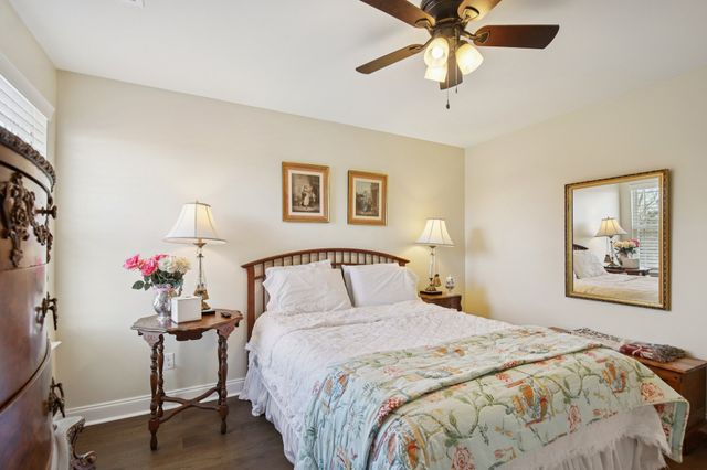 1010 Addler Dr, Springfield, TN 37172