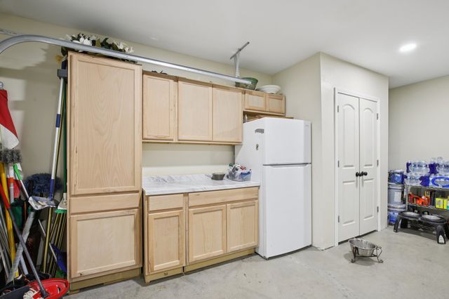 1010 Addler Dr, Springfield, TN 37172