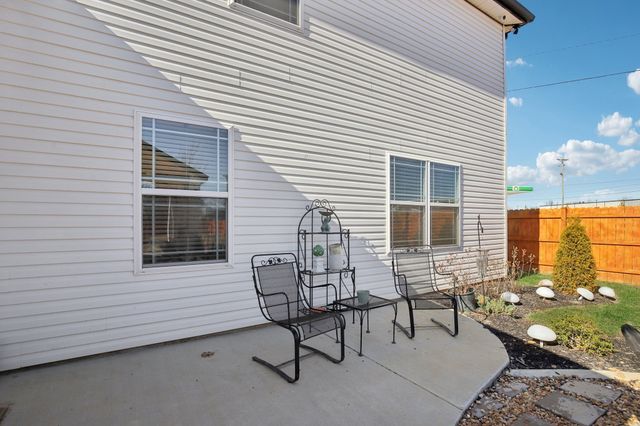 1010 Addler Dr, Springfield, TN 37172