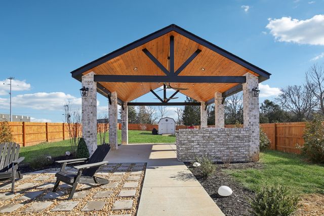 1010 Addler Dr, Springfield, TN 37172