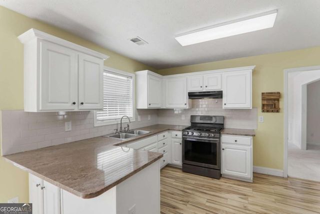 5686 Grindstone Drive, Buford, GA 30518