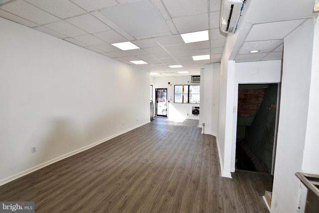 2747 S 7TH ST, Philadelphia, PA 19148