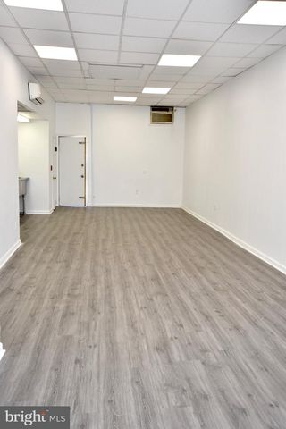 2747 S 7TH ST, Philadelphia, PA 19148