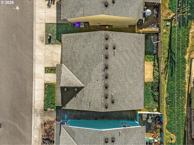 17151 Se ALDER St, Portland, OR 97233