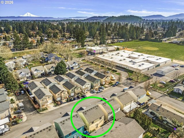 17151 Se ALDER St, Portland, OR 97233