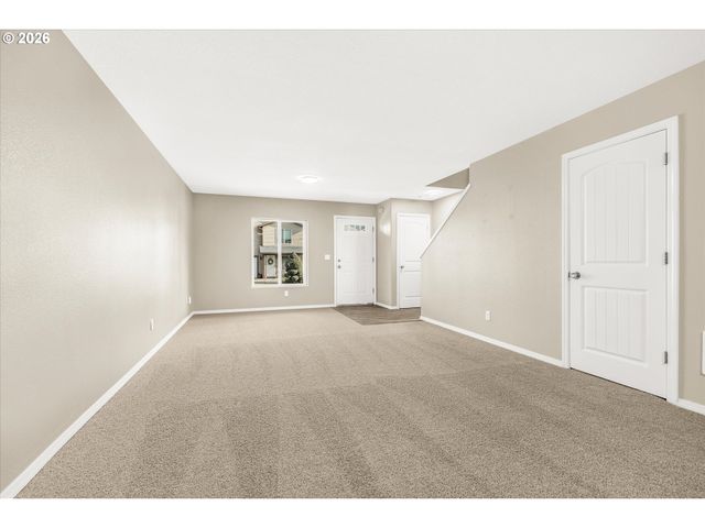 17151 Se ALDER St, Portland, OR 97233