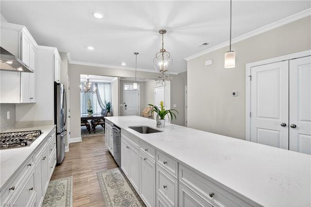 4116 Isaac CIR, Williamsburg, VA 23188