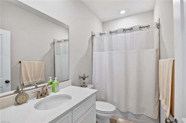 4116 Isaac CIR, Williamsburg, VA 23188