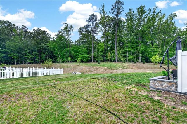 4116 Isaac CIR, Williamsburg, VA 23188