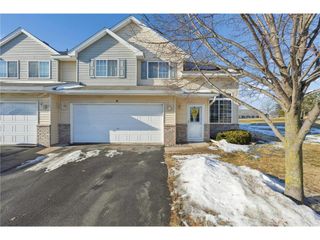 3574 Sterling Heights Drive #H, River Falls, WI 54022