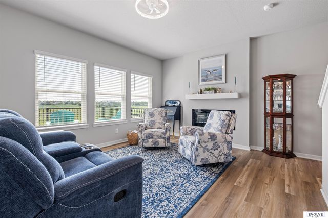 17675 Rose Lane Road, Omaha, NE 68136