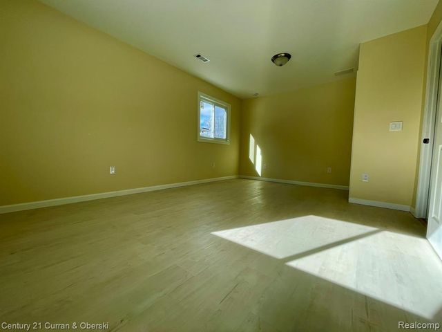 26141 Yale Street, Inkster, MI 48141