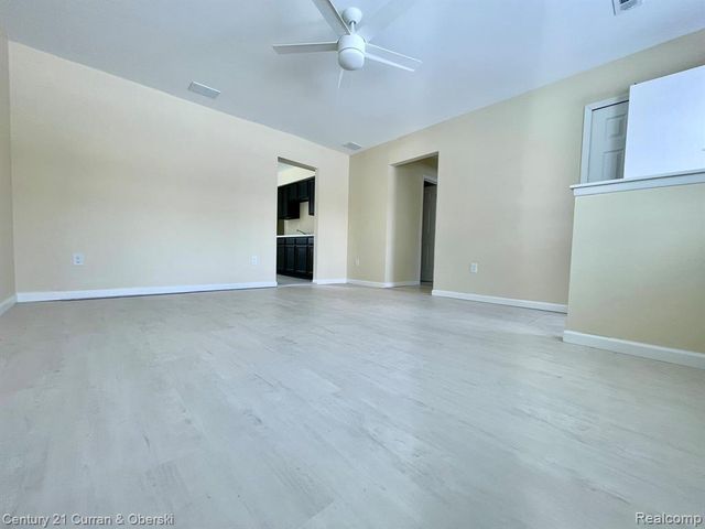 26141 Yale Street, Inkster, MI 48141