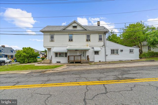 17 2ND AVE, Baltimore, MD 21225