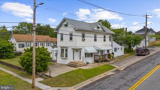 17 2ND AVE, Baltimore, MD 21225