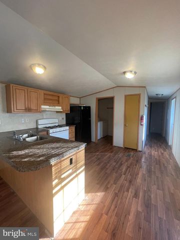 155 PAWNEE AVE, Dover, PA 17315