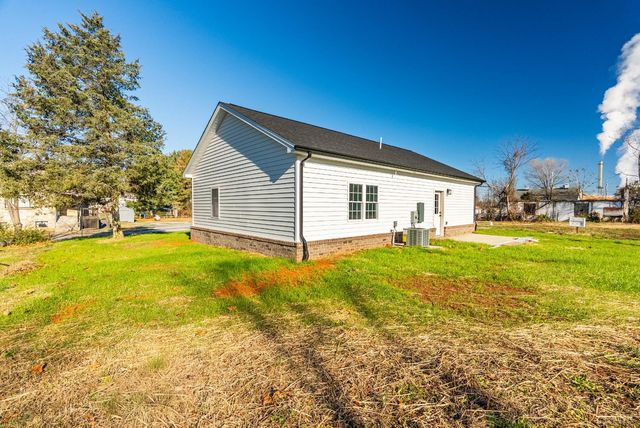 1303 4th Street, Altavista, VA 24517