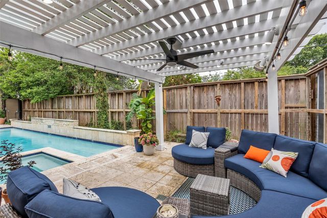 1503 Banks Street, Houston, TX 77006