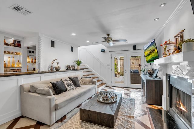 1503 Banks Street, Houston, TX 77006