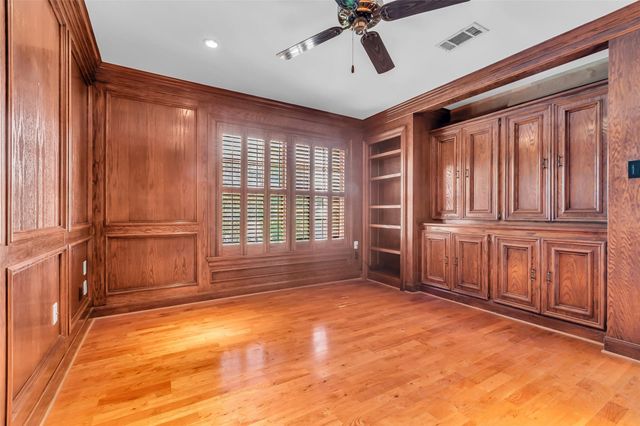 1503 Banks Street, Houston, TX 77006