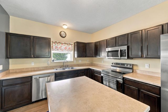 483 Pruden Drive, Pickerington, OH 43147