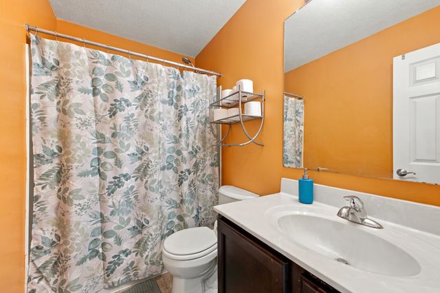 483 Pruden Drive, Pickerington, OH 43147