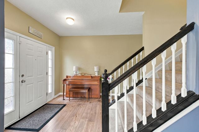 483 Pruden Drive, Pickerington, OH 43147