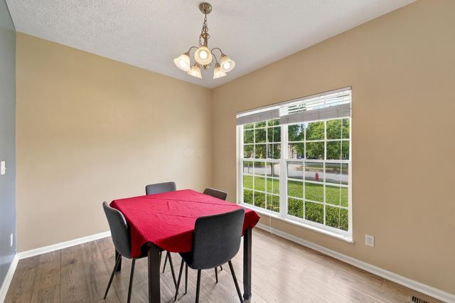 483 Pruden Drive, Pickerington, OH 43147