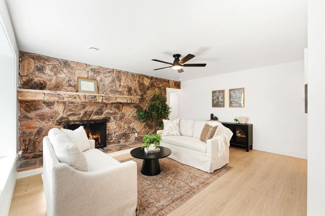 179 Daniels Dr, Auburn, CA 95603