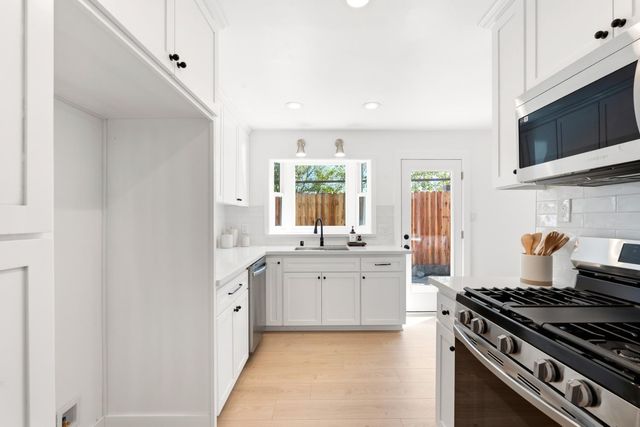 179 Daniels Dr, Auburn, CA 95603