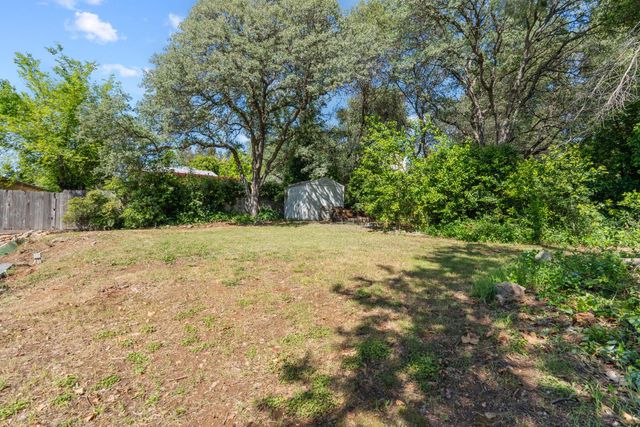 179 Daniels Dr, Auburn, CA 95603