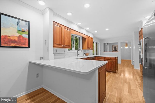 2023 HUNTCLIFF DR, Gambrills, MD 21054