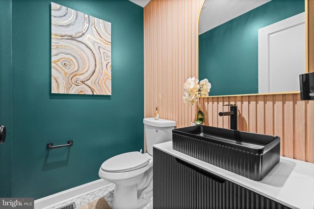 2023 HUNTCLIFF DR, Gambrills, MD 21054