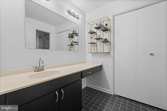 2023 HUNTCLIFF DR, Gambrills, MD 21054