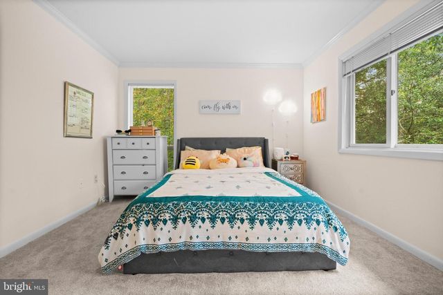 2023 HUNTCLIFF DR, Gambrills, MD 21054