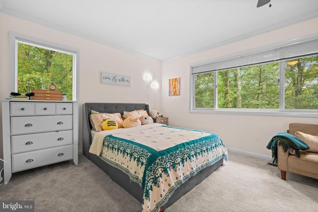 2023 HUNTCLIFF DR, Gambrills, MD 21054