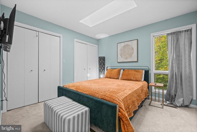 2023 HUNTCLIFF DR, Gambrills, MD 21054