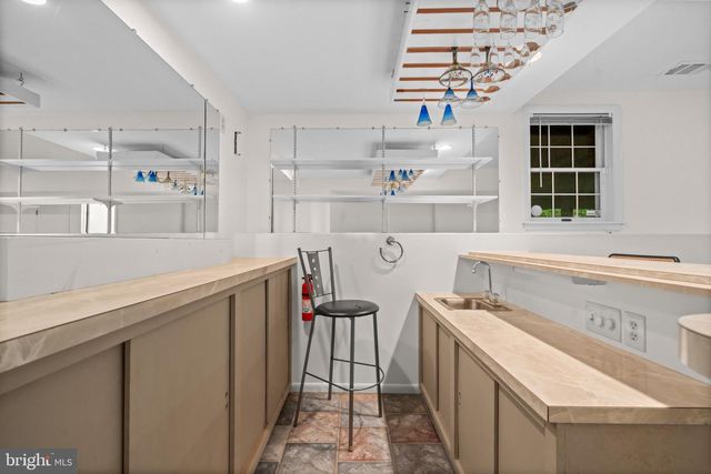 2023 HUNTCLIFF DR, Gambrills, MD 21054