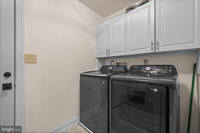 2023 HUNTCLIFF DR, Gambrills, MD 21054