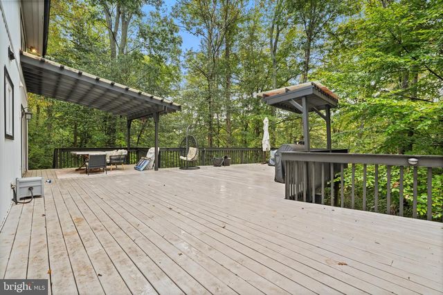 2023 HUNTCLIFF DR, Gambrills, MD 21054