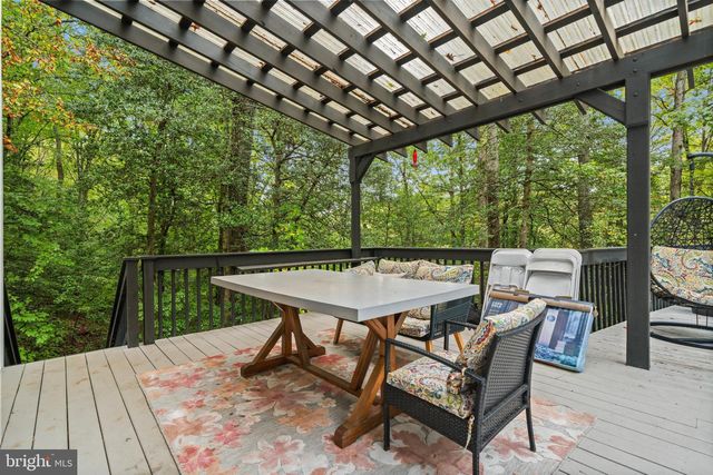 2023 HUNTCLIFF DR, Gambrills, MD 21054