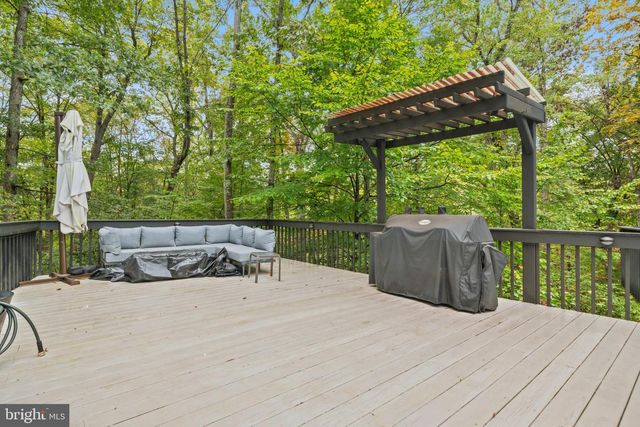 2023 HUNTCLIFF DR, Gambrills, MD 21054