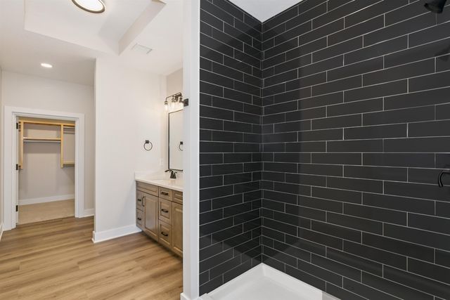 313 W Boxthorn, Andover, KS 67002