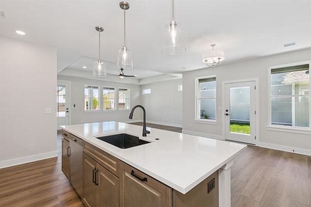 313 W Boxthorn, Andover, KS 67002