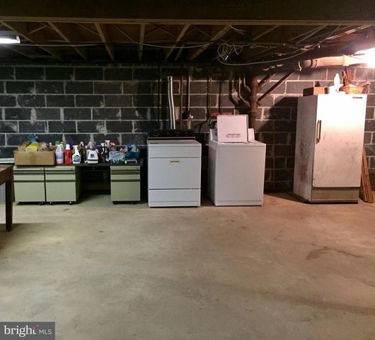 41 GARRETT AVE, Bryn Mawr, PA 19010