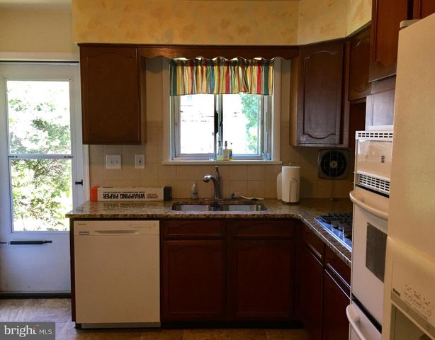 41 GARRETT AVE, Bryn Mawr, PA 19010