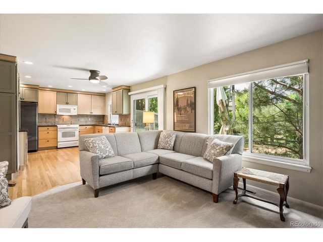 11416 San Joaquin Rdg, Littleton, CO 80127