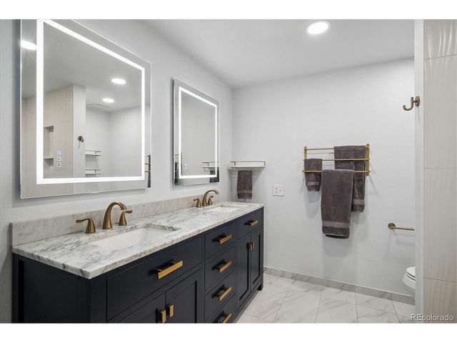 11416 San Joaquin Rdg, Littleton, CO 80127