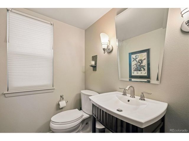 11416 San Joaquin Rdg, Littleton, CO 80127